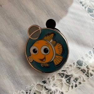 Disney Nemo pin